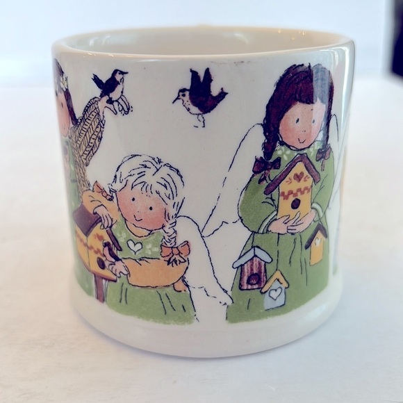 GNOMY'S DIARIES Mug ANGELS OF THE MONTH April by ANNEKABOUKE - Picture 2 of 7